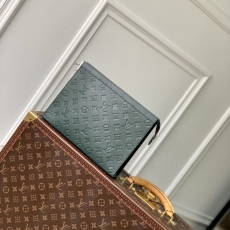 LV Clutch Bags